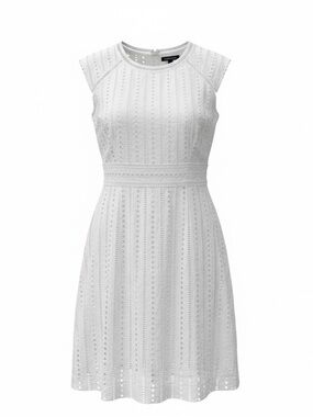 Banana Republic Sleeveless White Eyelet Fitted Dress 100% cotton Size 12